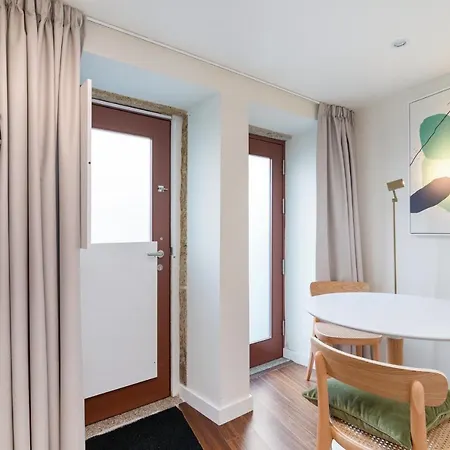 Apartman Charm - Centro Batalha 2 Porto